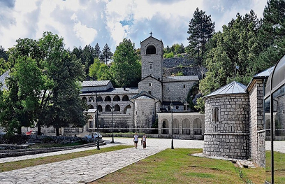 туристический маршрут по Черногории на машине - Цетинский монастырь